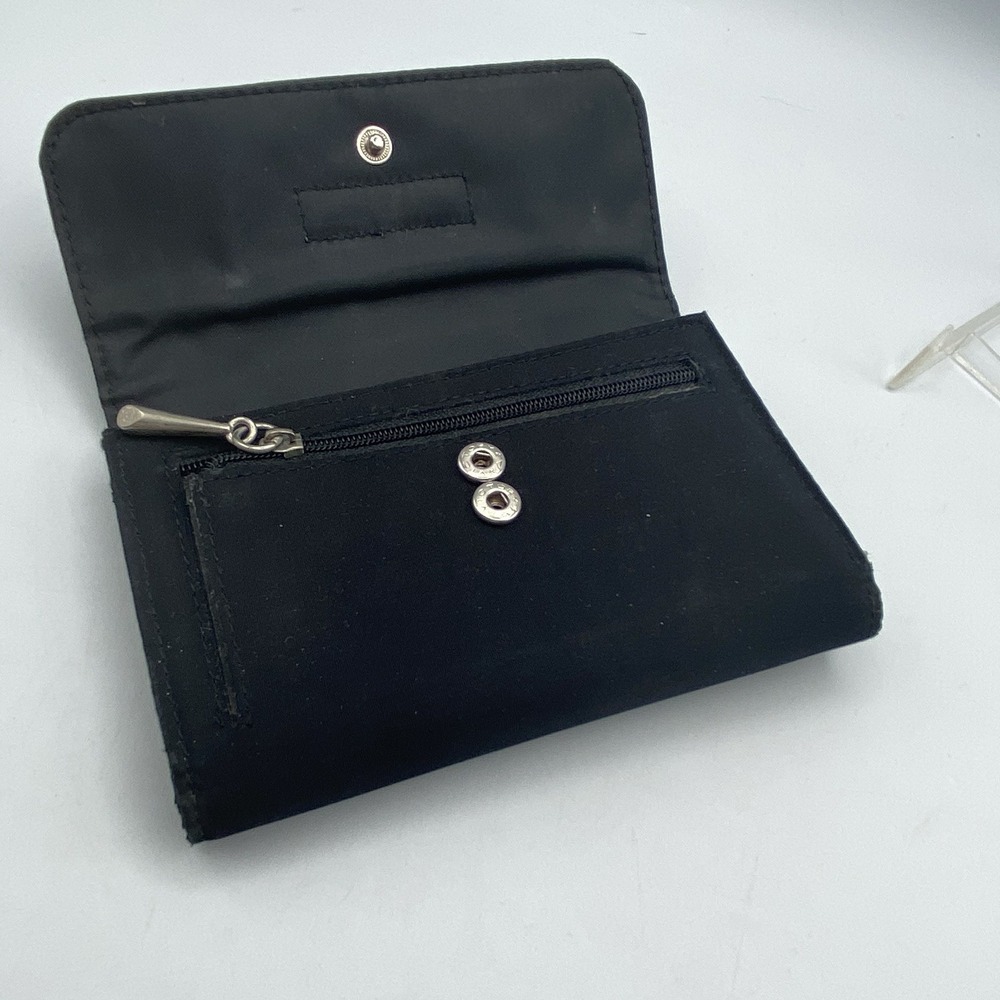 Kate Spade New York Tri-Fold Wallet Black With Silver Hardware - Picture 9 of 12